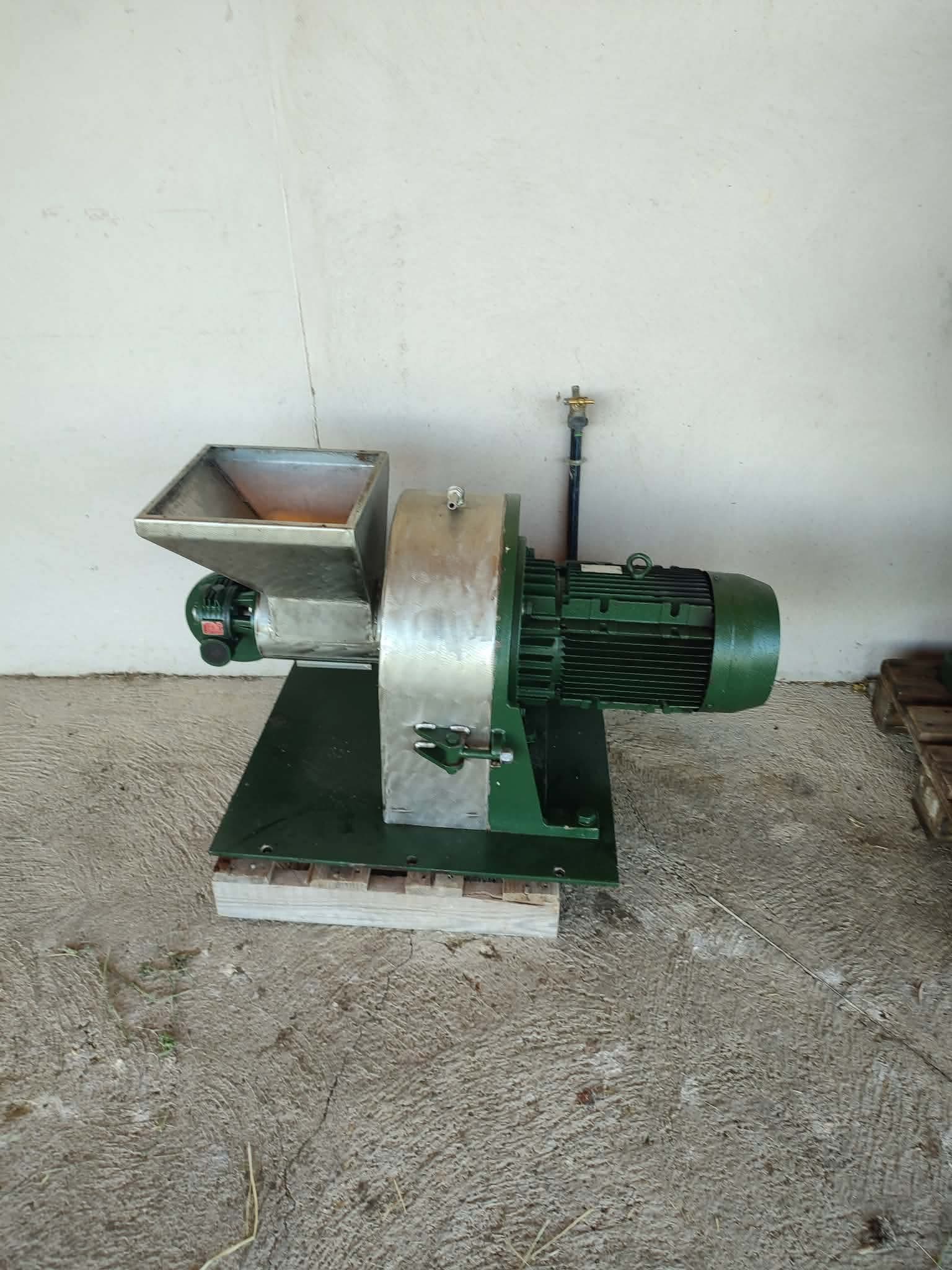 Petit annonce vente broyeur moulin de puyvert